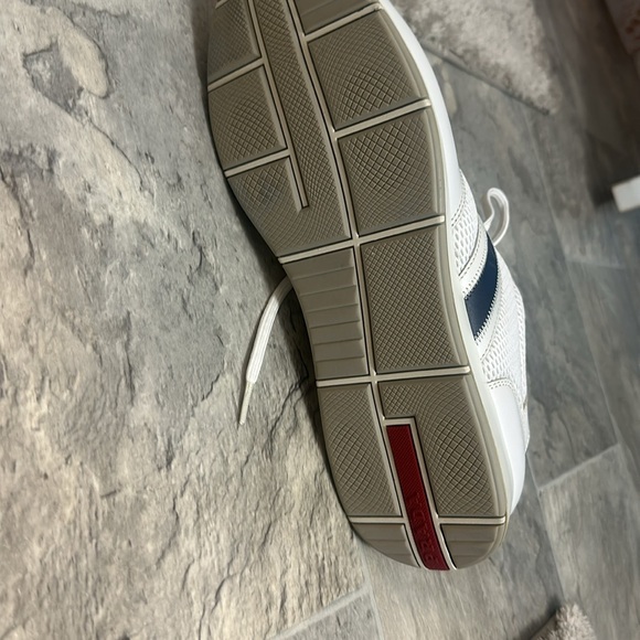 Prada shoes in excellent condition - Picture 3 of 3